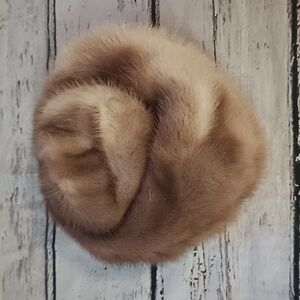 Mr. D Vintage Fur Bubble McM Mobwife Hat